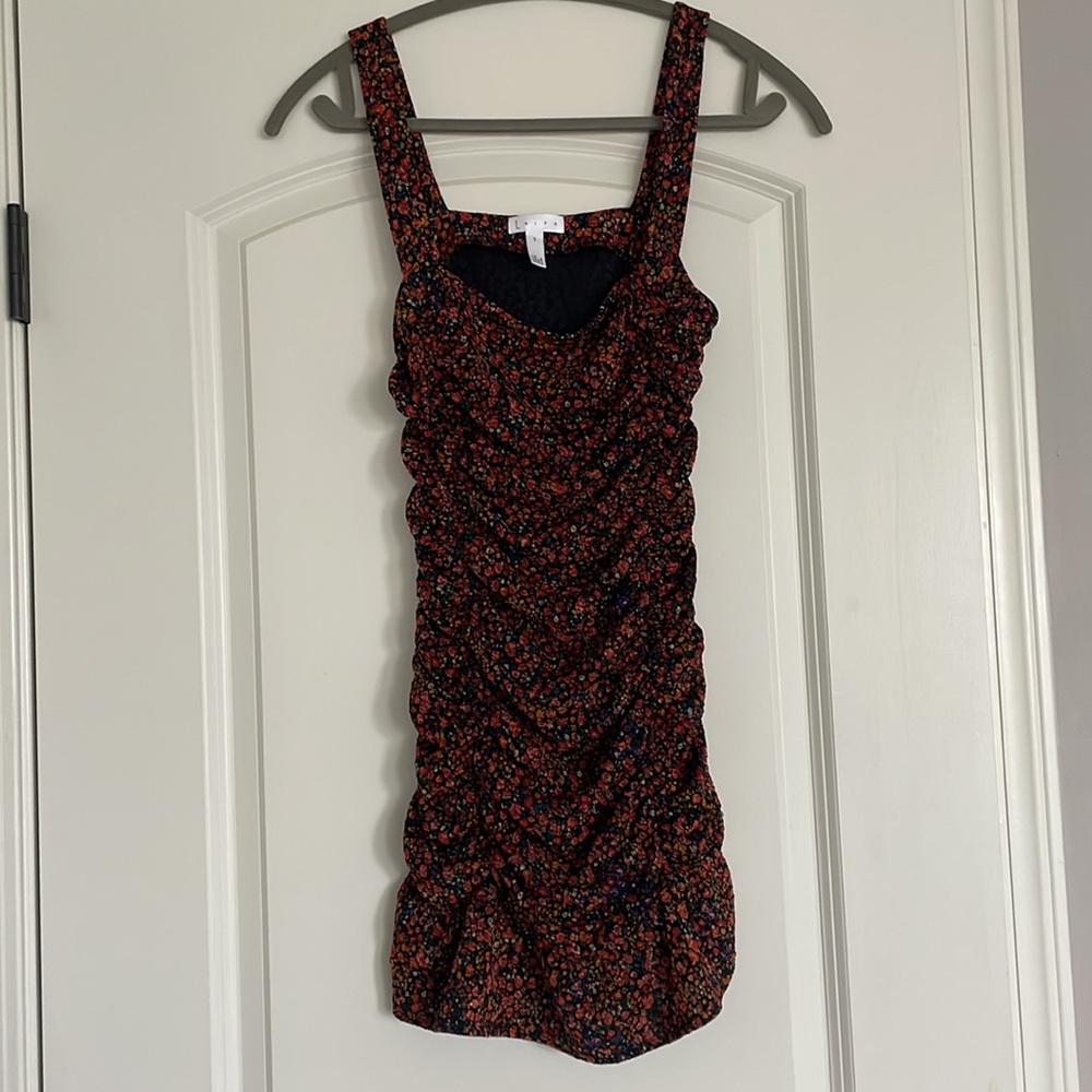 Leith Ruched Dress - Picture 4 of 4